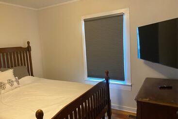 茅舍 Frank Howard 111 Farmhouse