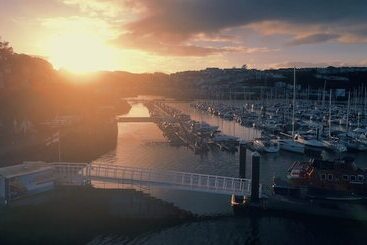 Flybridge Views Yacht Stay