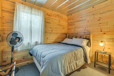 بيت ريفى Oscoda Cabin W/ Charcoal Grill: Walk To Lake Huron