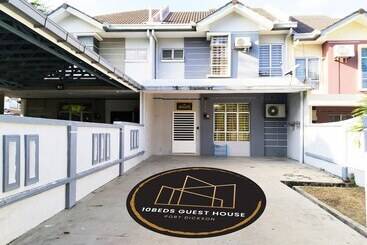膳宿费 10beds Guest House Port Dickson