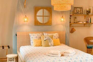 پانسیون Clementines House Honfleur