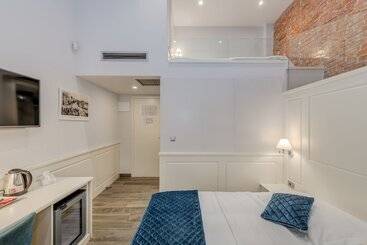 膳宿费 Roko Luxury Rooms