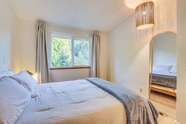 茅舍 Port Townsend Escape W/ Deck, Bay & Mountain Views