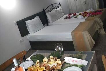 منتجع Ardıc Agacı Tatil Köyü