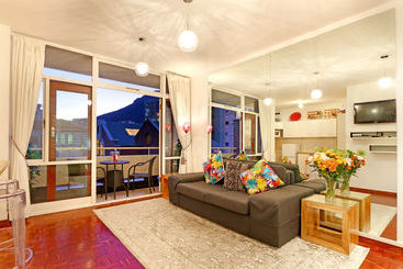 דירות לתיירים St Martini Studio Apartment