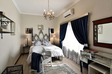 تختخواب و صبحانه Bloemstantia Guest House