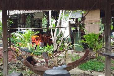 فندق صغير Bohol Coco Farm