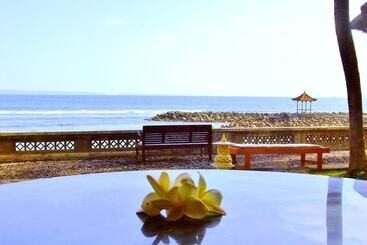 Отель Bungalow Geringsing