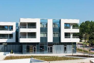 Maistra Select Srebreno Premium Apartments