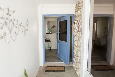 بنسيون De Linden Boutique Guest House