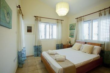 Villa Skyros