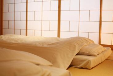 ريوكان Yuraku Kinosaki Spa & Gardens