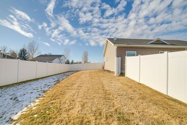 بيت ريفى Charming Idaho Falls Home   5 Mi To Downtown!