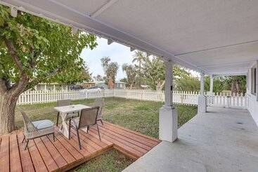 کلبه Charming Phoenix Home ~ 5 Mi To Downtown!