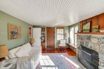 Cozy Berkshires Cottage W/ 11 Private Acres!