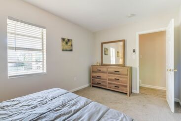 קוטג'' Galveston Vacation Rental: 2 Mi To Pleasure Pier!