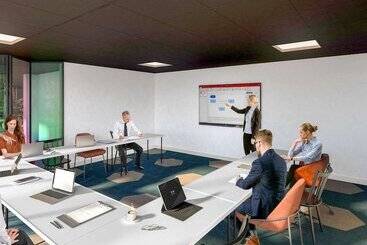 Greet Hotel Brest Aéroport