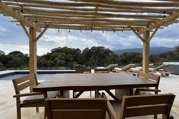 هتل Domaine Aria Di Terra