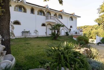 فندق Tenuta Lunoa