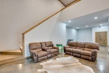 별장 Peaceful Yantis Retreat   1 Mi To Lake Fork!