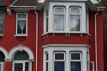 Пансион Infinity Lodge