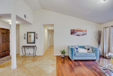 별장 Serene Poway Home W/ Private Pool: Pet Friendly!