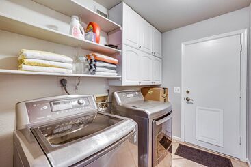 کلبه Pet Friendly Tempe Home W/ Private Hot Tub!