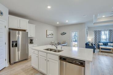 بيت ريفى Port St Joe Home W/ 2 Shared Pools: Walk To Beach!