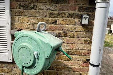 レジデンス Detached 4 Bed House Near Heathrow