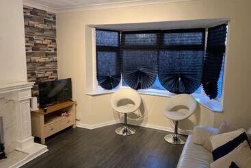 레지던스 Lovely Contractor/family House London