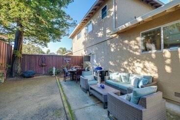 별장 Seascape Aptos Retreat W/ Bocce Ball Court!