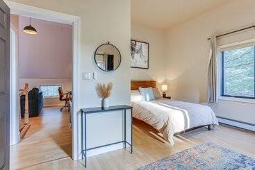 קוטג'' Secluded Kerhonkson Retreat With Deck + Views!