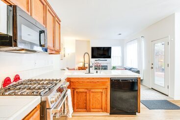 Сельский дом Spacious Los Banos Home W/ Patio   Dogs Welcome!