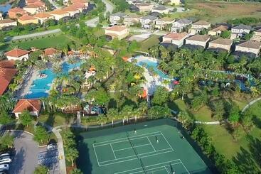 بيت ريفى Splash Of Magic At Solterra Resort