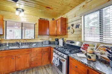 بيت ريفى Utah Cabin Retreat: 32 Mi To Brian Head Resort