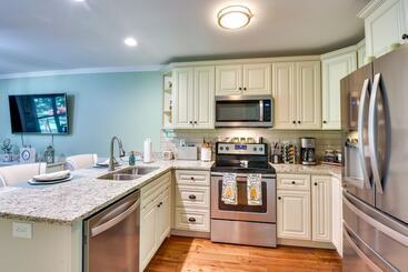 별장 Charming Duplex: 12 Mi To Uga & Sanford Stadium!