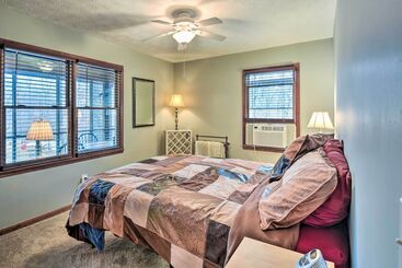 茅舍 Cozy Hiawassee Cabin   4 Mi To Lake Chatuge!