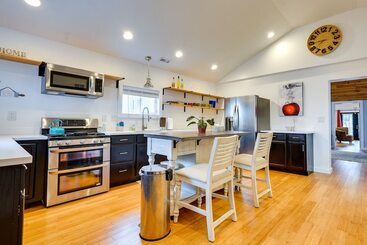 بيت ريفى Cozy Ohio Home W/ Patio + Buckeye Lake Access!