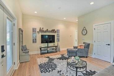 کلبه Cozy Tennessee Country Retreat On 5 Acres!