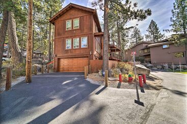 茅舍 Lake Tahoe Shoreside Retreat: Stunning Lake Views!