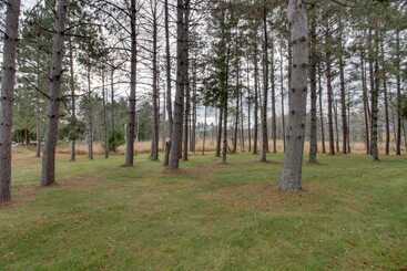 별장 Lakefront Deerwood Home W/ Fire Pit & Grill!