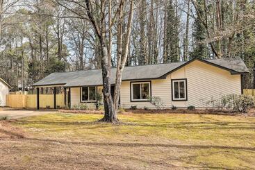 بيت ريفى Modern Alpharetta Home: Yard, Walk Downtown!