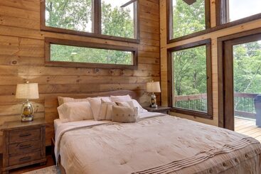 별장 Morganton Cabin W/ Mountain View + Game Room!