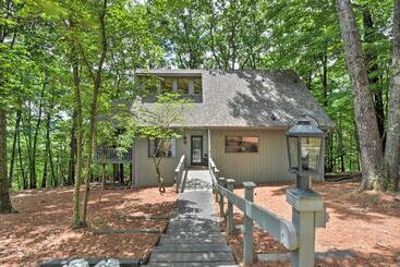 茅舍 Mountain Mint Inn: Cabin W/ Resort Amenity Access!