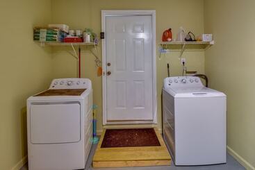 קוטג'' Quaint Athens Retreat ~ 5 Mi To Downtown!