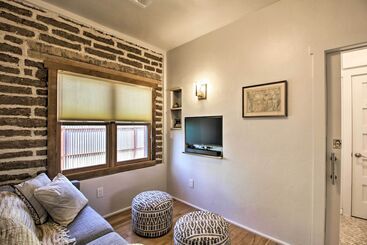 کلبه Unique & Historic Abode: Explore Downtown Tucson!