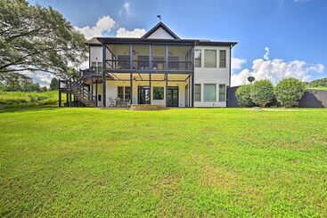 بيت ريفى Upscale Family Home W/ Dock On Lake Hartwell!