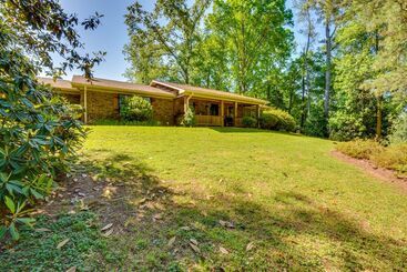 קוטג'' Whimsical Athens Home   3 Mi To Sanford Stadium