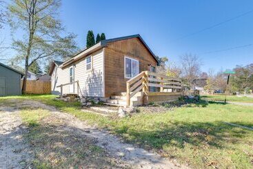 コテージ Chic Harrison Home: Walk To Wilson State Park!