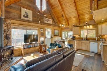 Сельский дом Cozy Easton Cabin On The Yakima River!